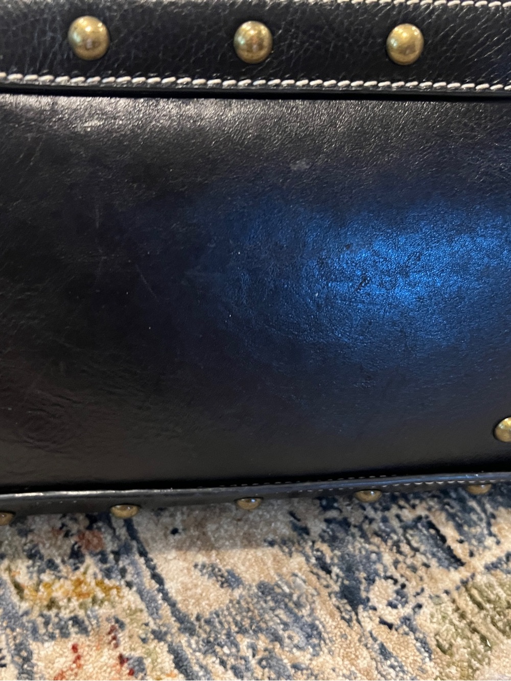 Vintage BCBG Girls Black Leather Handbag with Contrast Stitching and Ring Detail - Picture 5 of 9